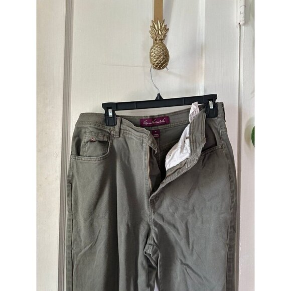 Gloria Vanderbilt women’s size 14 long green pants - Picture 3 of 10